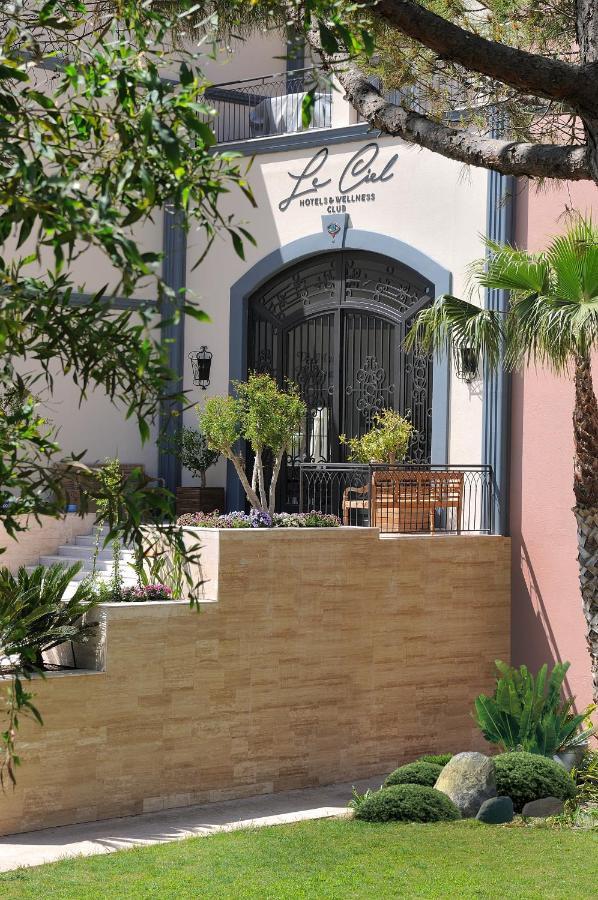 Le Ciel Hotels & Wellness Club Çeşme Buitenkant foto