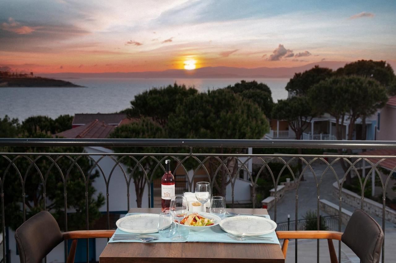 Le Ciel Hotels & Wellness Club Çeşme Buitenkant foto
