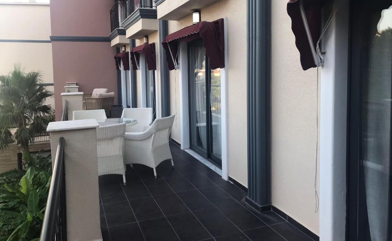 Le Ciel Hotels & Wellness Club Çeşme Buitenkant foto